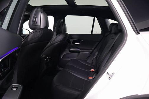 2026 Mercedes-Benz GLC 300 Base