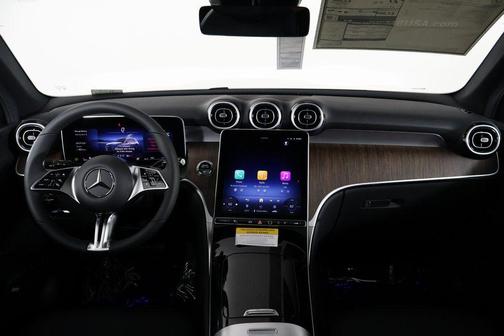 2026 Mercedes-Benz GLC 300 Base