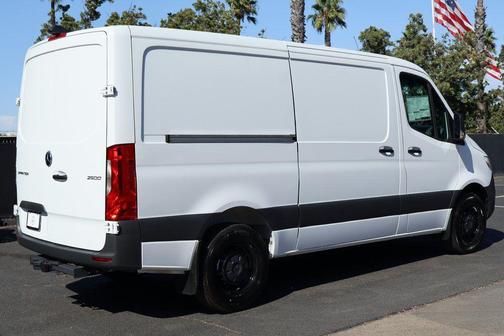 2025 Mercedes-Benz Sprinter 2500 Standard Roof