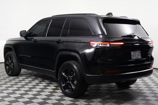 2023 Jeep Grand Cherokee Altitude