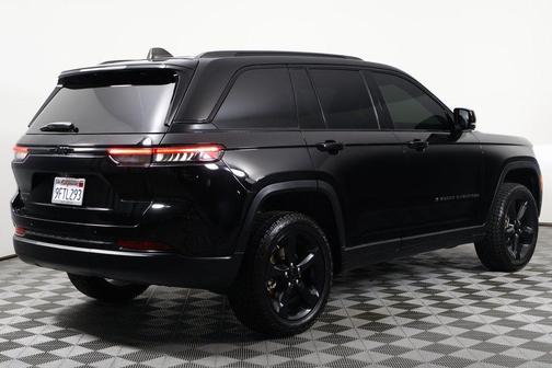 2023 Jeep Grand Cherokee Altitude
