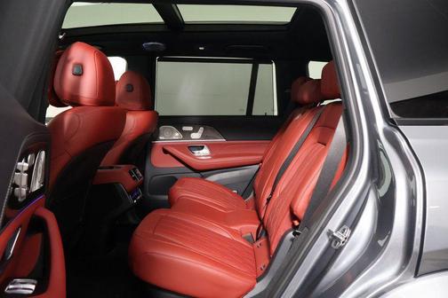 Selenite Grey Metallic 2026 Mercedes-Benz AMG GLS 63 Base