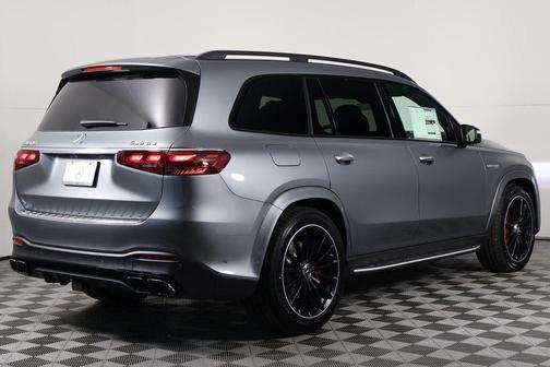 2026 Mercedes-Benz AMG GLS 63 Base
