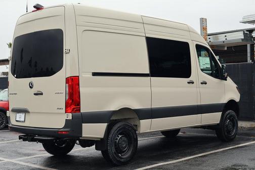 2026 Mercedes-Benz Sprinter 2500 Standard Roof