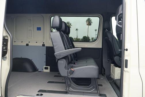 2026 Mercedes-Benz Sprinter 2500 Standard Roof