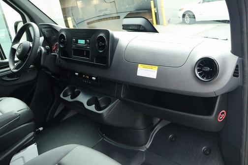 2026 Mercedes-Benz Sprinter 2500 Standard Roof