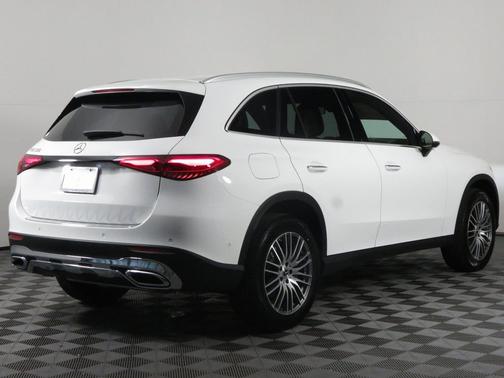 2025 Mercedes-Benz GLC 300 Base