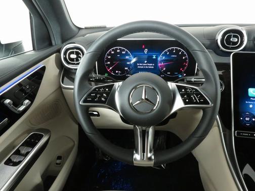 2025 Mercedes-Benz GLC 300 Base