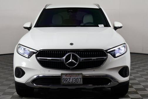 Polar White 2025 Mercedes-Benz GLC 300 Base