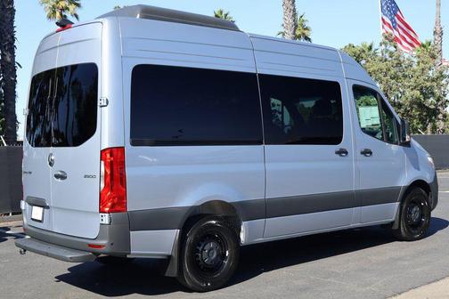 2025 Mercedes-Benz Sprinter 2500 Standard Roof