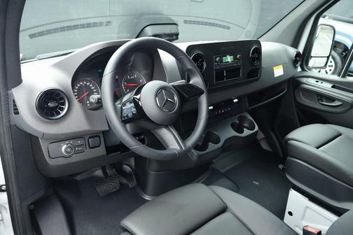 2026 Mercedes-Benz Sprinter 2500 High Roof