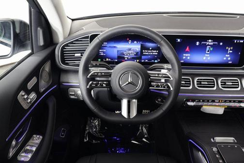2026 Mercedes-Benz GLS 450 4MATIC