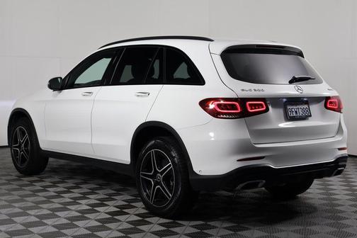 Polar White 2022 Mercedes-Benz GLC 300 4MATIC