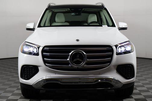 2025 Mercedes-Benz GLS 450 4MATIC