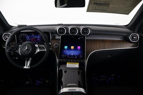 Polar White 2026 Mercedes-Benz GLC 300 4MATIC