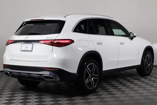 Polar White 2026 Mercedes-Benz GLC 300 4MATIC