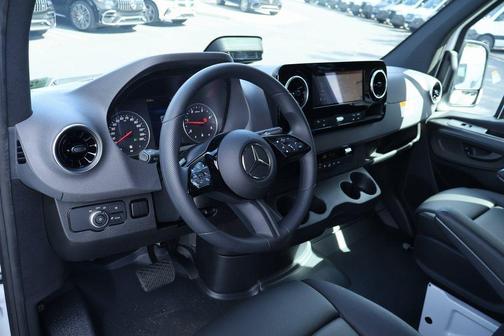 Arctic White 2025 Mercedes-Benz Sprinter 2500 Standard Roof