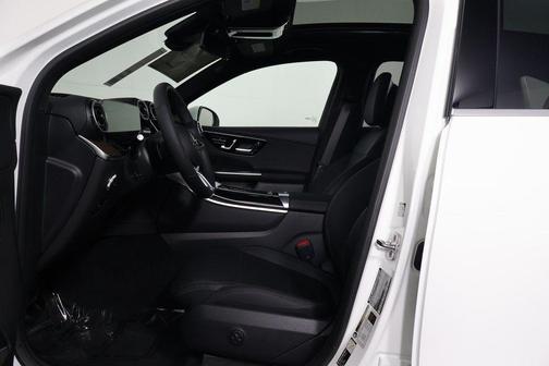 Polar White 2026 Mercedes-Benz GLC 300 Base