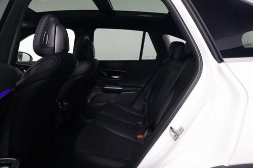 Polar White 2026 Mercedes-Benz GLC 300 Base