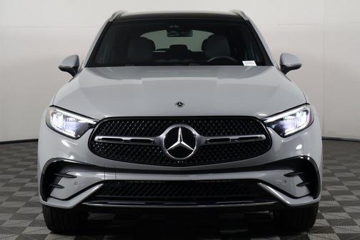 2025 Mercedes-Benz GLC 350e Base
