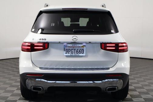 2025 Mercedes-Benz GLB 250 Base