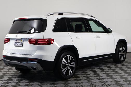 2025 Mercedes-Benz GLB 250 Base