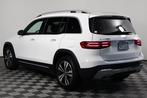 2025 Mercedes-Benz GLB 250 Base