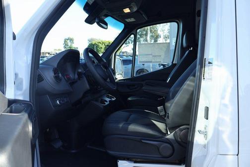 2026 Mercedes-Benz Sprinter 2500 Standard Roof