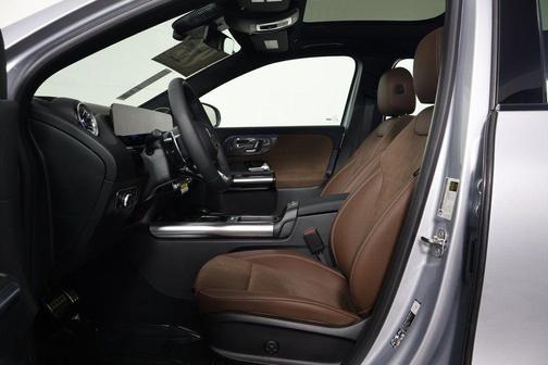 Cirrus Silver Metallic 2026 Mercedes-Benz AMG GLA 35 4MATIC