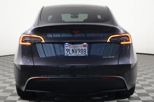 2024 Tesla Model Y Long Range Dual Motor All-Wheel Drive