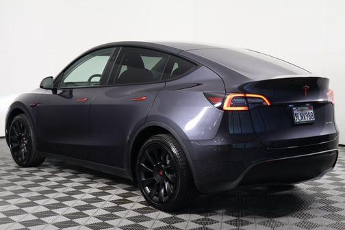 2024 Tesla Model Y Long Range Dual Motor All-Wheel Drive