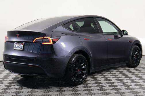 2024 Tesla Model Y Long Range Dual Motor All-Wheel Drive