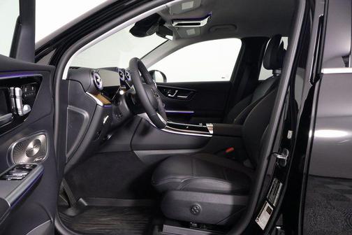 2025 Mercedes-Benz GLC 350e Base