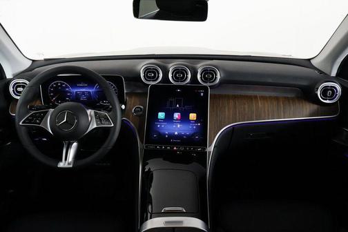 2025 Mercedes-Benz GLC 350e Base