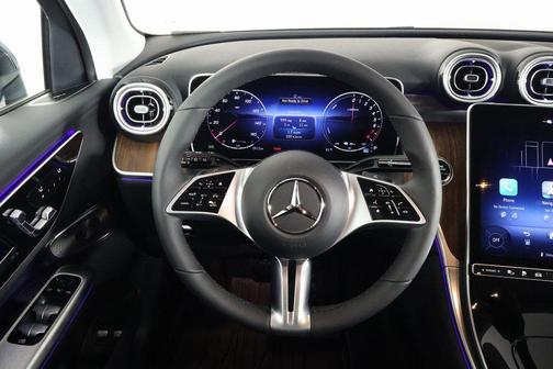 2025 Mercedes-Benz GLC 350e Base