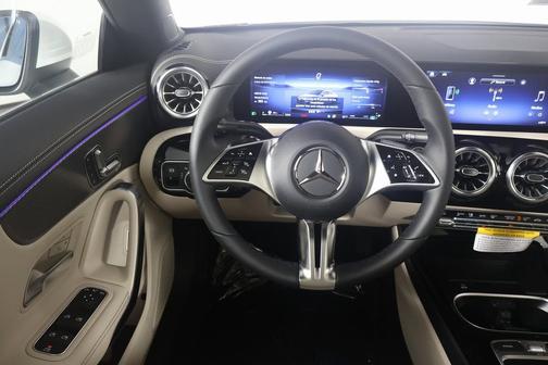 2025 Mercedes-Benz CLA 250
