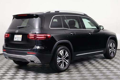 2025 Mercedes-Benz GLB 250 4MATIC