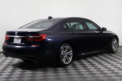 2019 BMW 750 i xDrive