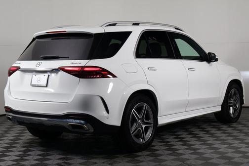 Polar White 2026 Mercedes-Benz GLE 580 4MATIC