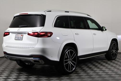 2025 Mercedes-Benz GLS 580 4MATIC