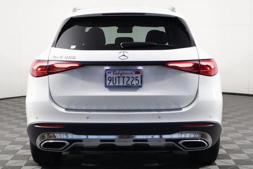 Polar White 2026 Mercedes-Benz GLC 300 Base