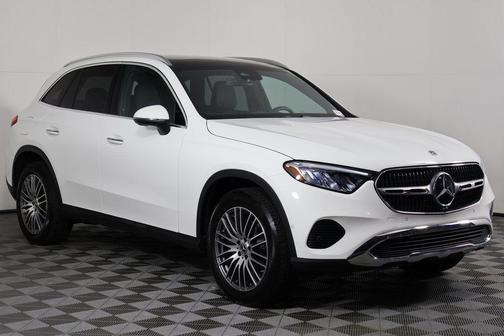 Polar White 2026 Mercedes-Benz GLC 300 Base