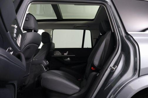 2026 Mercedes-Benz GLS 450 4MATIC