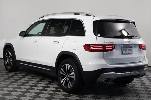 2025 Mercedes-Benz GLB 250 Base