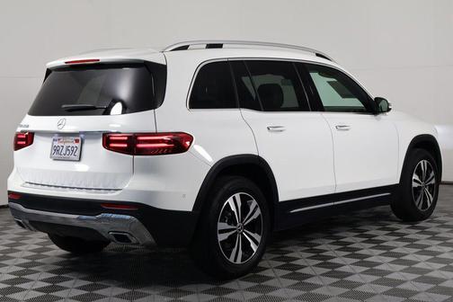 2025 Mercedes-Benz GLB 250 Base