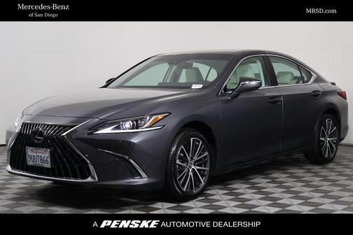 2025 Lexus ES 300h Base