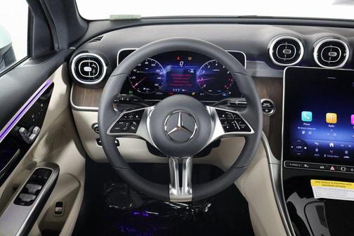 2026 Mercedes-Benz GLC 300 Base