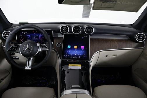 2026 Mercedes-Benz GLC 300 Base