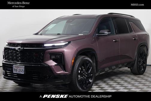 Stardust Metallic 2025 Chevrolet Traverse RS
