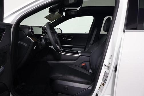 Polar White 2026 Mercedes-Benz GLC 300 Base
